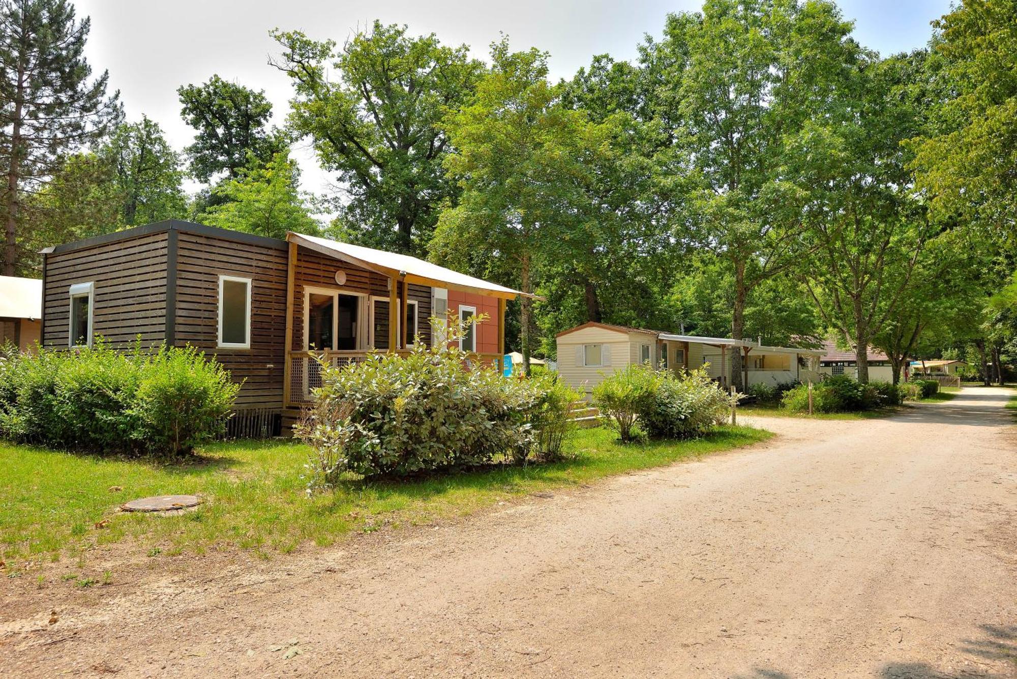Camping Etang De La Vallee Combreux Exterior foto