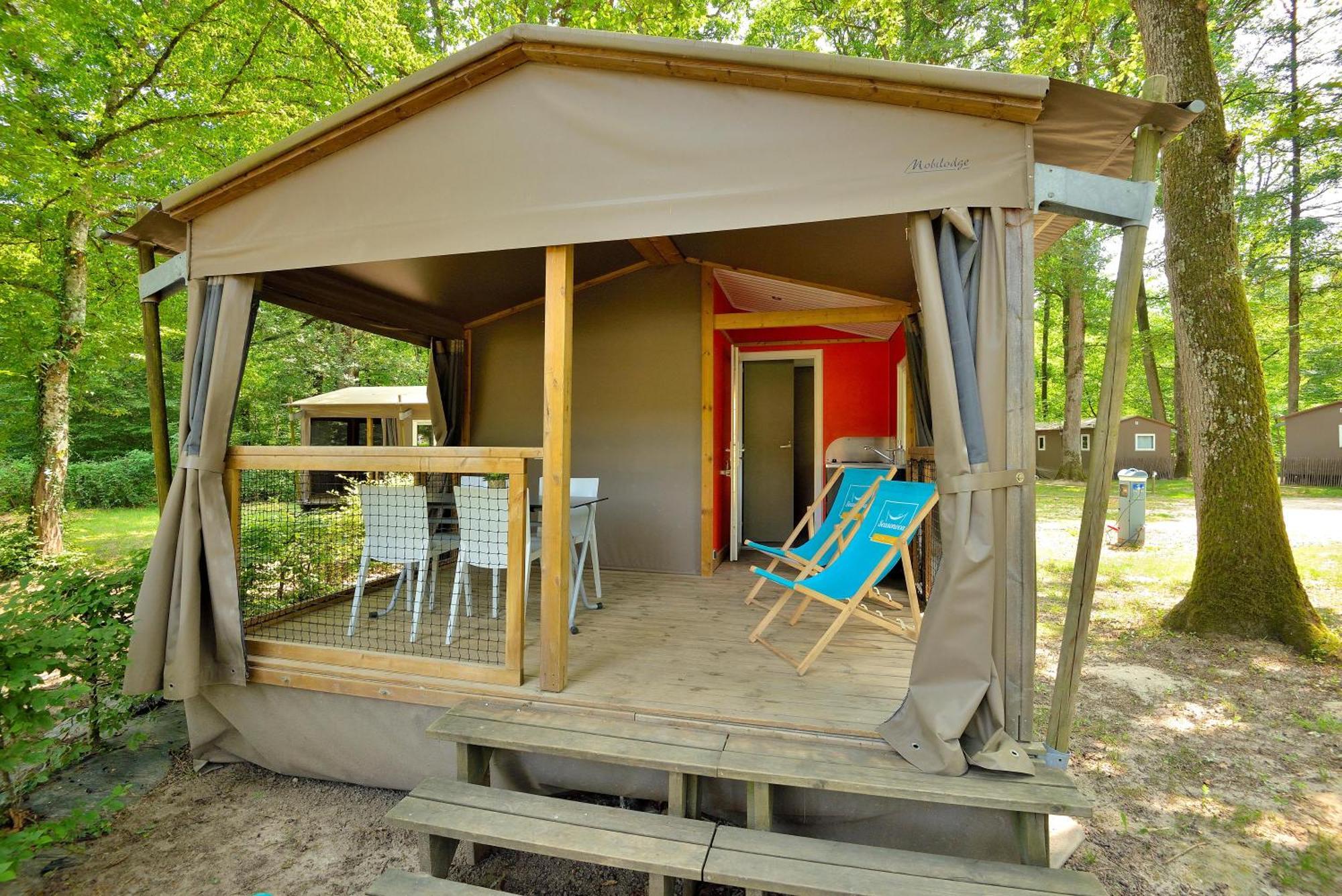 Camping Etang De La Vallee Combreux Quarto foto