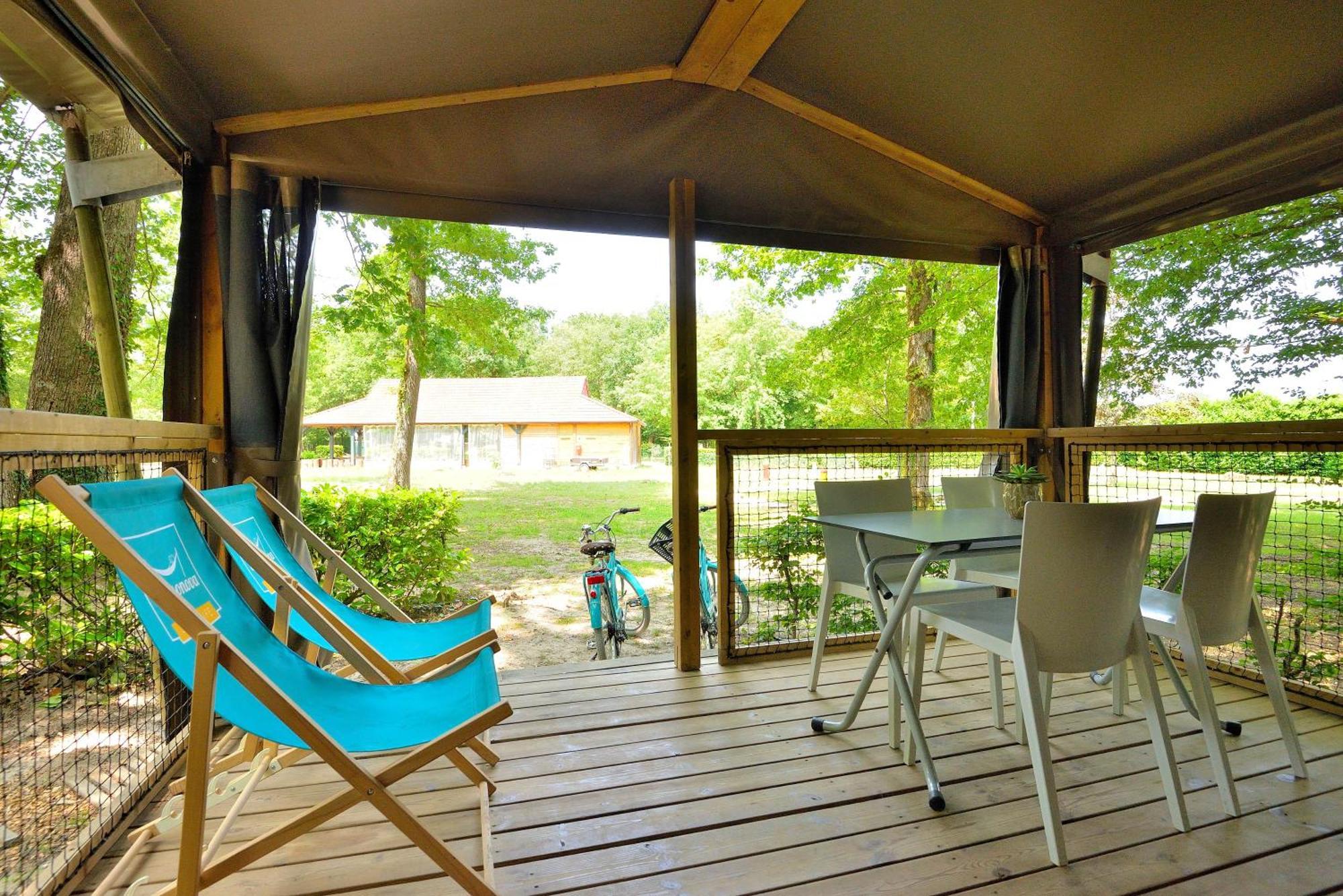 Camping Etang De La Vallee Combreux Quarto foto